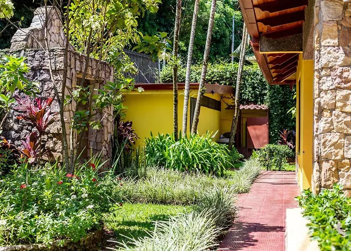 La Terraza Guest House B&B